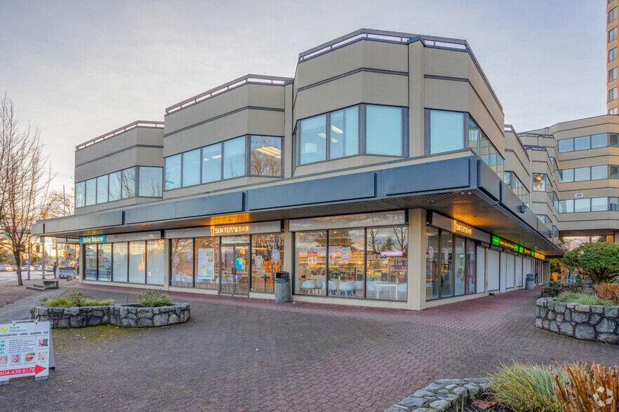 More Photos Of 5172 Kingsway, Burnaby Office For Lease