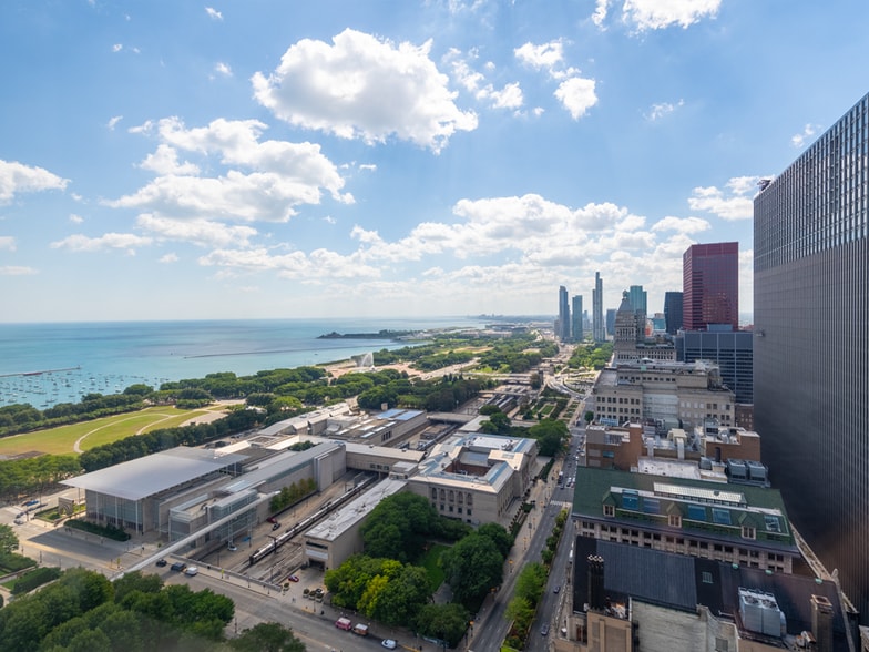 More Photos Of 8 S Michigan Ave, Chicago Office For Lease