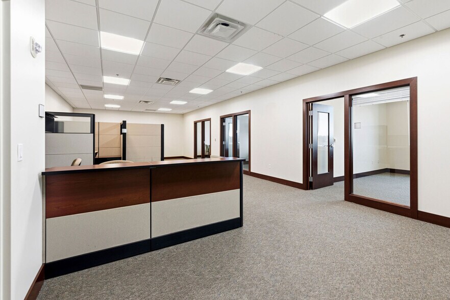 More Photos Of 180 N University Ave, Provo Office For Sale