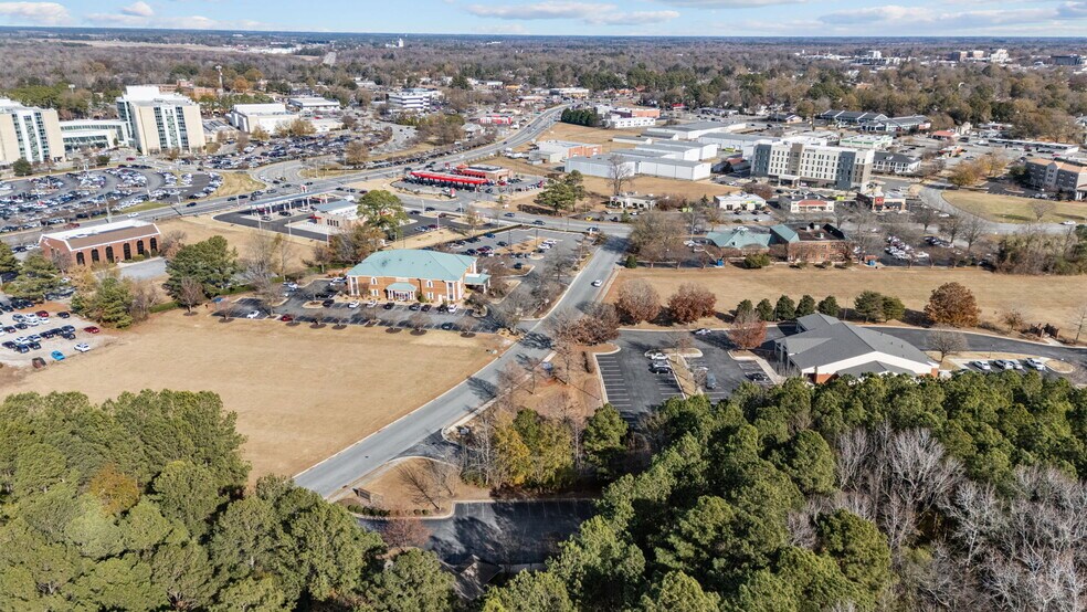 More Photos Of 2223 Hemby Ln, Greenville Medical For Sale
