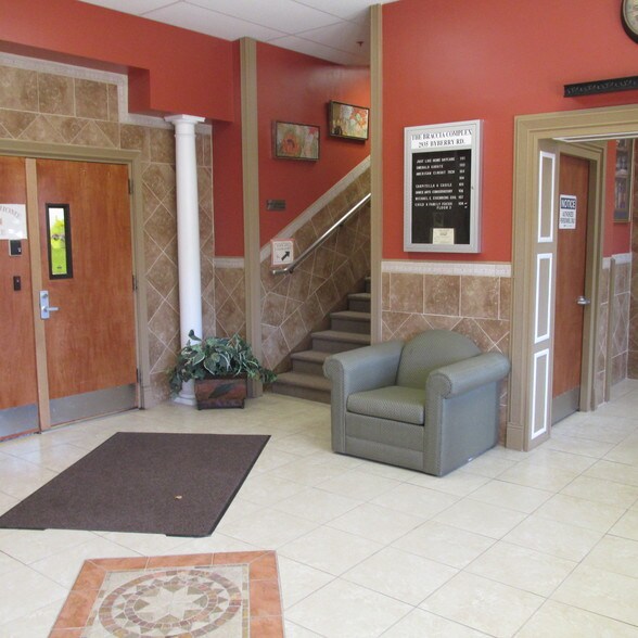 More Photos Of 2935 Byberry Rd, Hatboro Office Residential For Lease