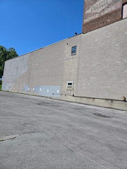 More Photos Of 230 Factory St, Watertown Warehouse For Sale