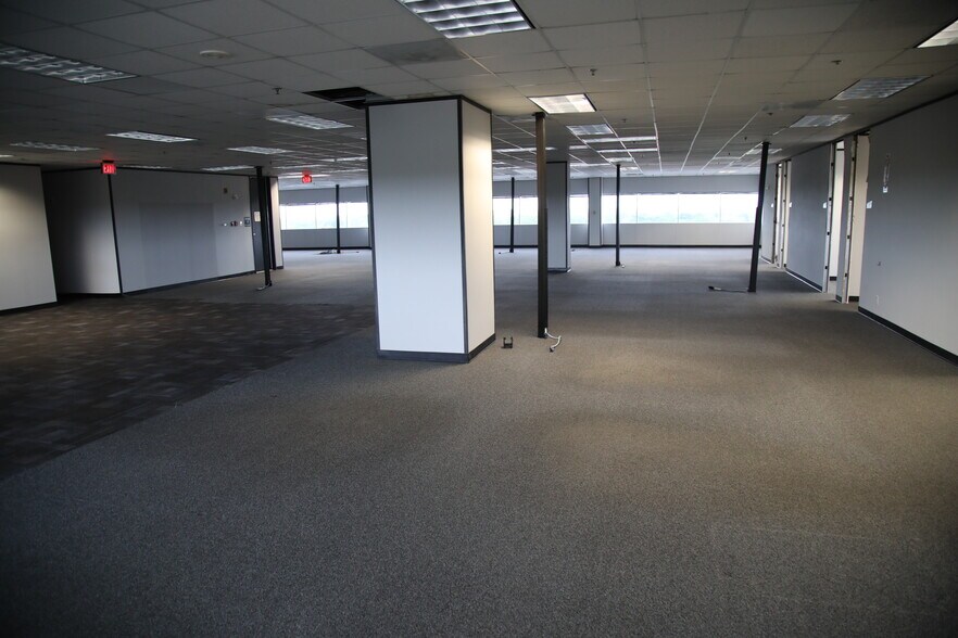 More Photos Of 1250 W Sam Houston Pky, Houston Office For Lease