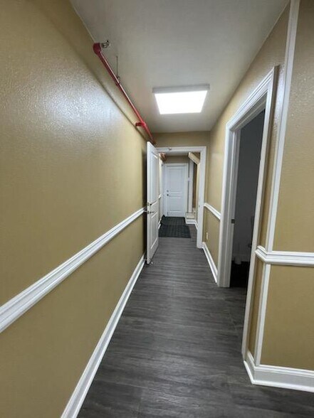 More Photos Of 506 Bear Creek Rd, Dalton Manufacturing For Sale