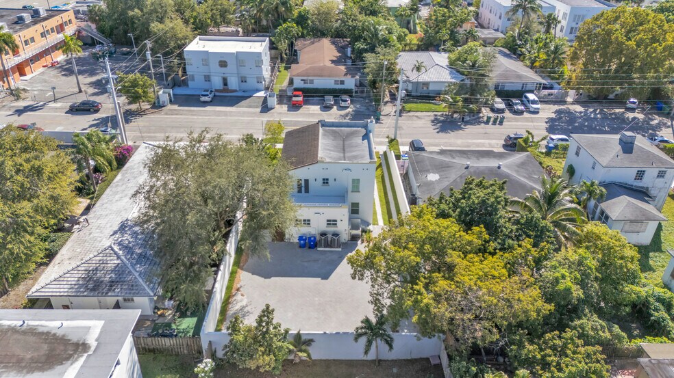 More Photos Of 563 NE 67th St, Miami Medical For Lease