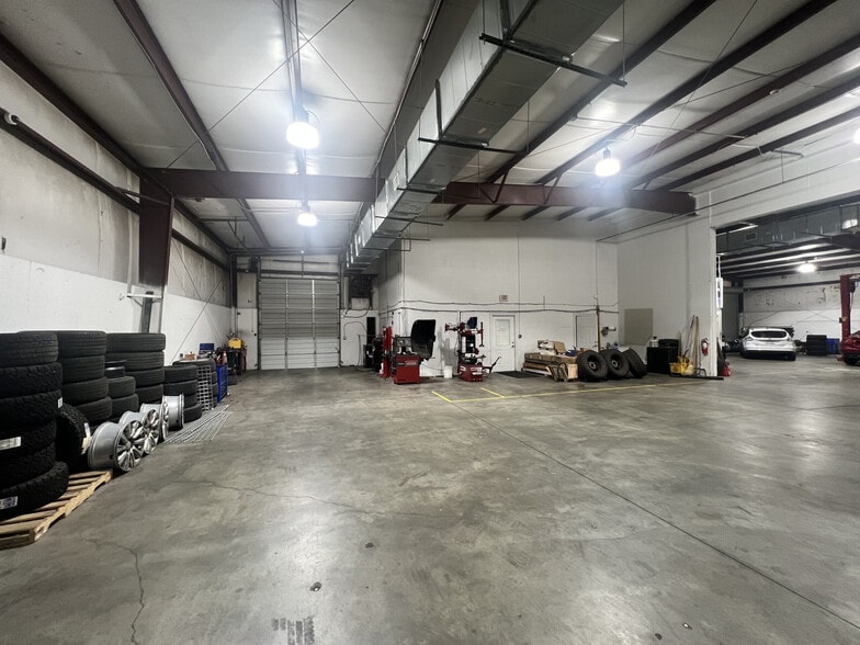 More Photos Of 3607 Gribble Rd, Stallings Warehouse For Lease