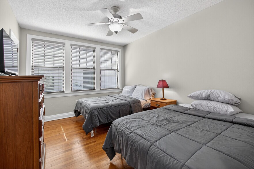 More Photos Of 1710 River Rd, Jacksonville Apartments For Sale
