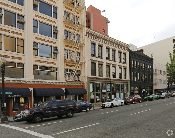 More Photos Of 412-418 SW 4th Ave, Portland Apartments For Lease