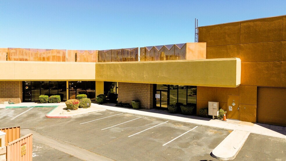 More Photos Of 68956 Perez Rd, Cathedral City Unknown For Lease