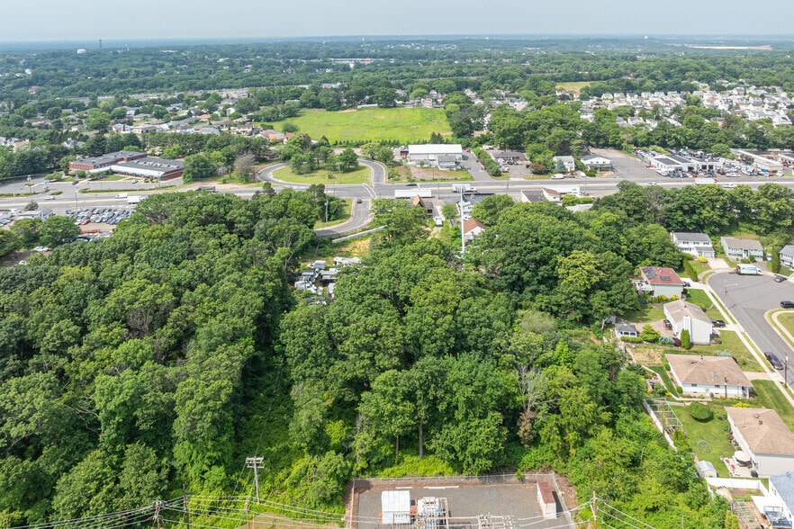 More Photos Of 2072 State Route 35, South Amboy Auto Repair For Sale