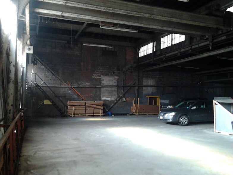 More Photos Of 400 Atlantic Ave, Camden Warehouse For Lease
