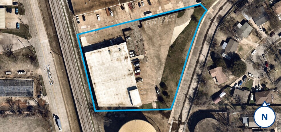 More Photos Of 13840 Denton Dr, Farmers Branch Warehouse For Lease