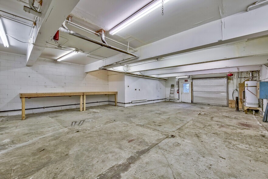 More Photos Of 2140 US Highway 50, South Lake Tahoe Warehouse For Sale