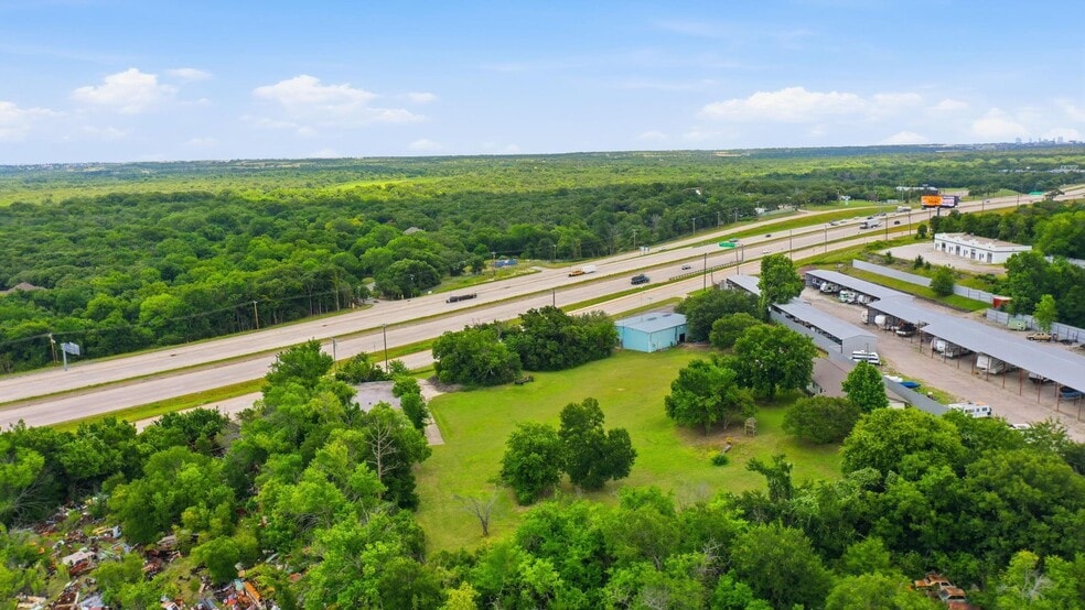 More Photos Of 10901 Jacksboro Hwy, Fort Worth Warehouse For Sale