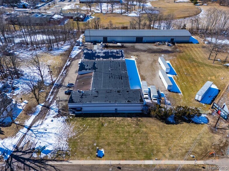 More Photos Of 415 N Lafayette St, South Lyon Warehouse For Sale