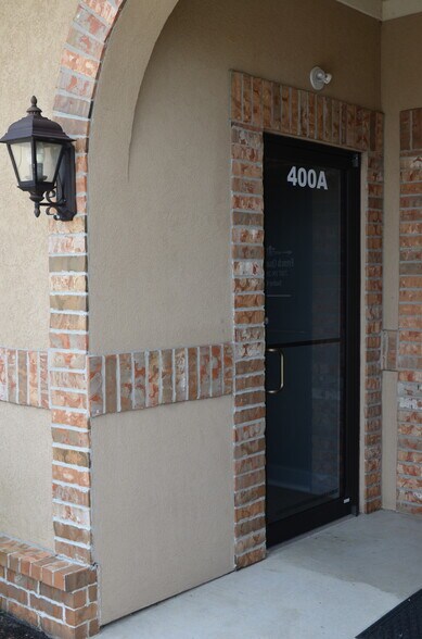 More Photos Of 7115 FM 2920, Spring Unknown For Lease