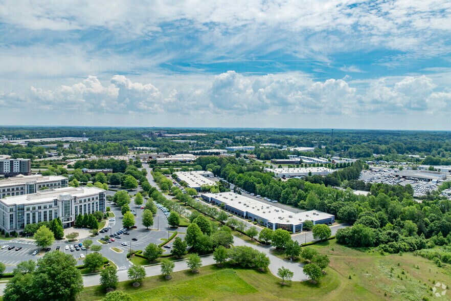 More Photos Of 10420 Harris Oak Blvd, Charlotte Light Distribution For Lease