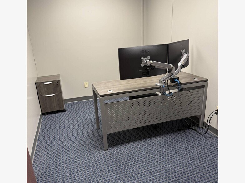 More Photos Of 140 Research Blvd, Madison Coworking Space