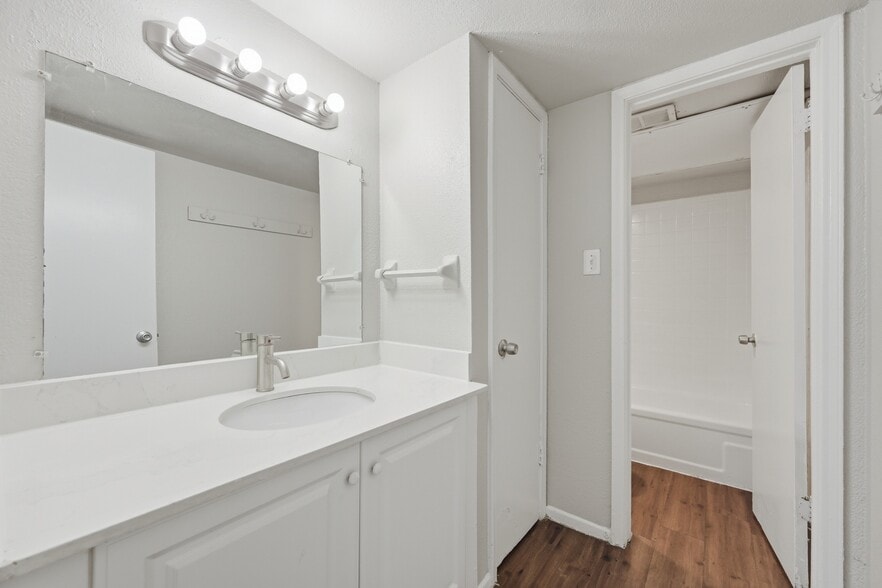 More Photos Of 1007 E Rundberg Ln, Austin Apartments For Sale