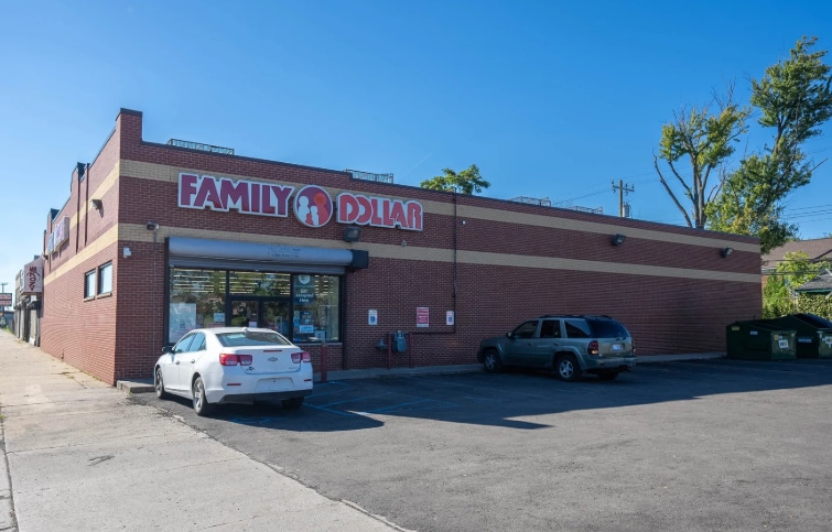 More Photos Of 14305 Harper Ave, Detroit Freestanding For Sale