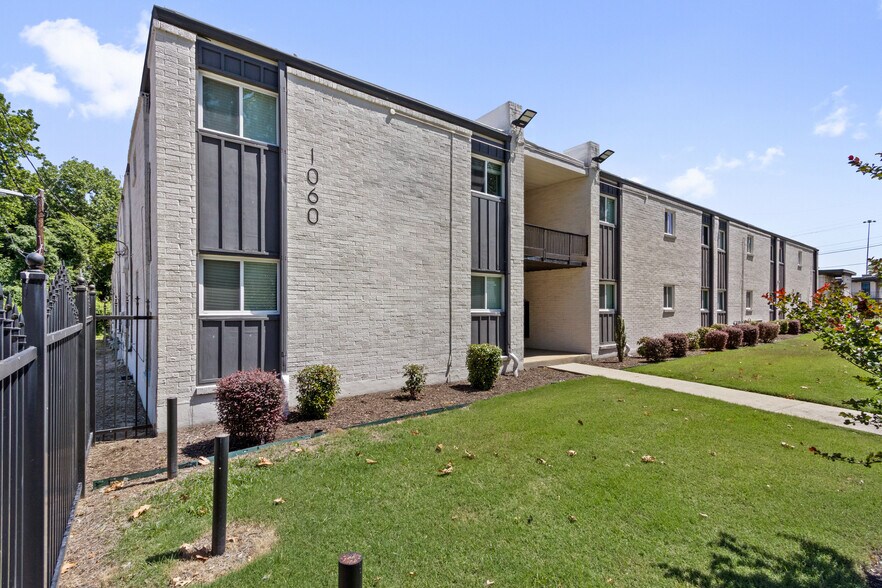 Primary Photo Of 1060 Merriwether Ave, Memphis Apartments For Sale