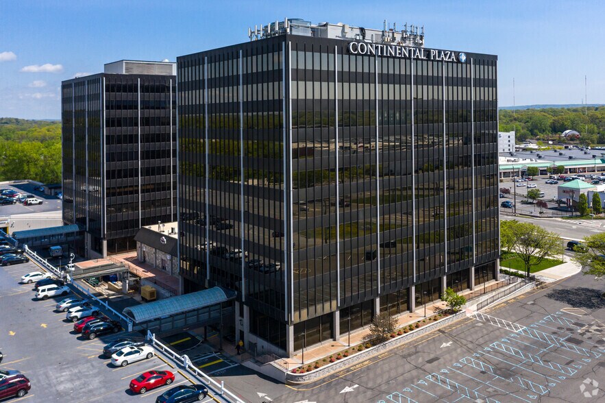 More Photos Of 401 Hackensack Ave, Hackensack Office For Lease