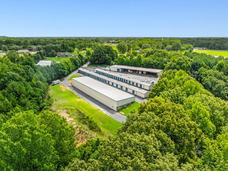 More Photos Of 124 Patrick Rd, Gastonia Self Storage For Sale