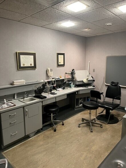 More Photos Of 311 Barnum Ave, Port Jefferson Medical For Sale