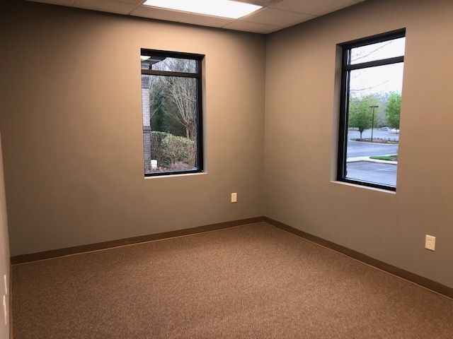 More Photos Of 174 Saundersville Rd, Hendersonville Medical For Sale