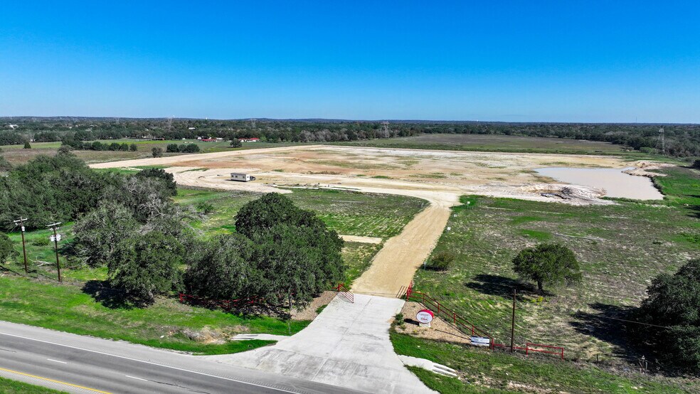 More Photos Of 6506 US Highway 181, Floresville Land For Sale