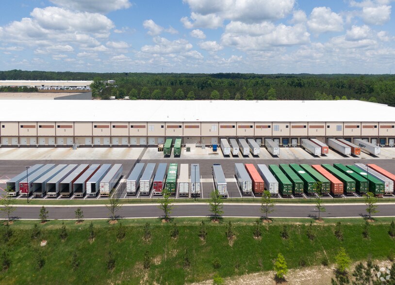 More Photos Of 5150 Oakley Industrial Blvd, Fairburn Distribution For Lease