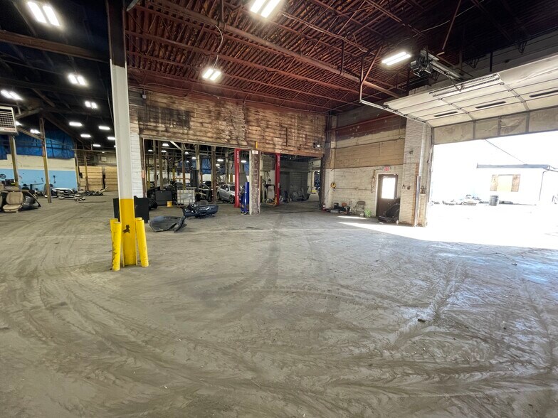 More Photos Of 3 Cass St, Keyport Warehouse For Lease