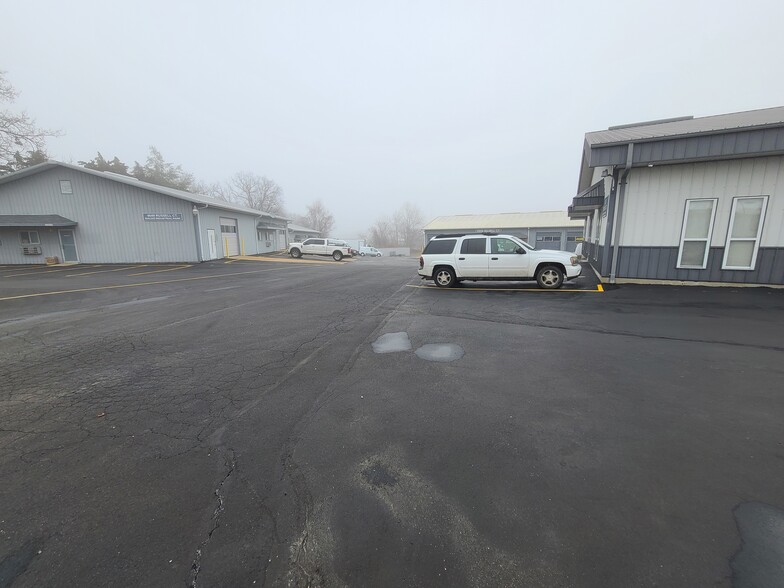 More Photos Of 4649B Russell Ct, High Ridge Office For Lease