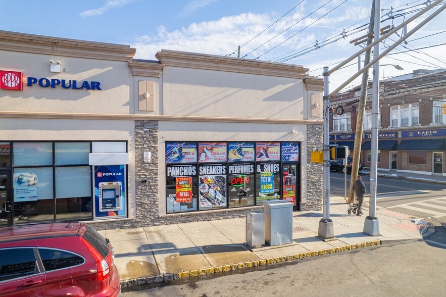 More Photos Of 252 Madison Ave, Perth Amboy Storefront For Lease
