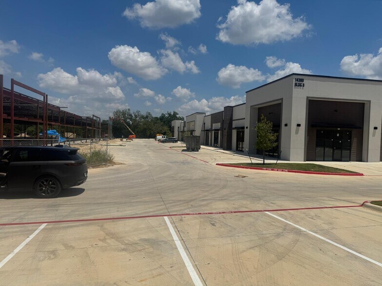 More Photos Of 14300 Ronald Reagan Blvd, Cedar Park Unknown For Lease