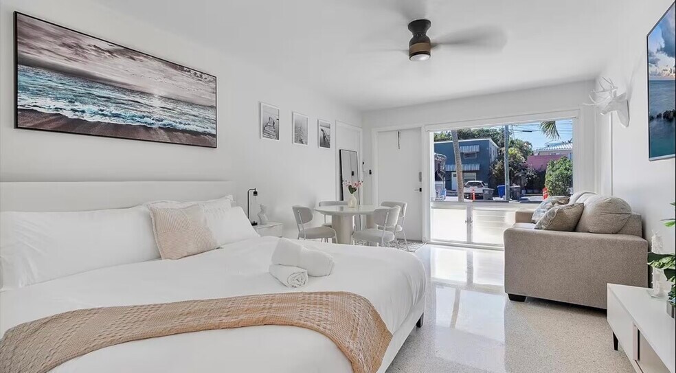 More Photos Of 333 Palm St, Hollywood Apartments For Sale