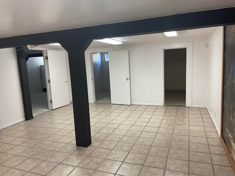 More Photos Of 31 Keystone Ave, Reno Office For Lease