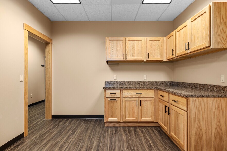 More Photos Of 102 Cooperative Way, Kalispell Office For Sale