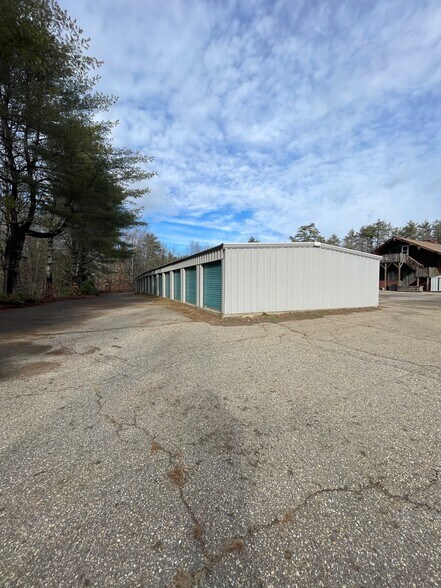 More Photos Of 10 Watson Rd, Barnstead General Retail For Sale
