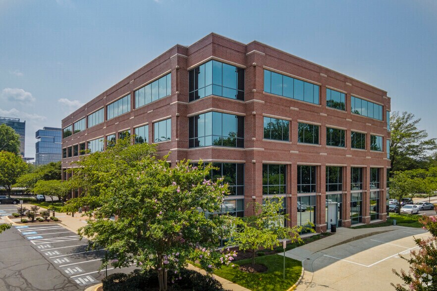More Photos Of 1925 Isaac Newton Sq. East Sq, Reston Office For Lease