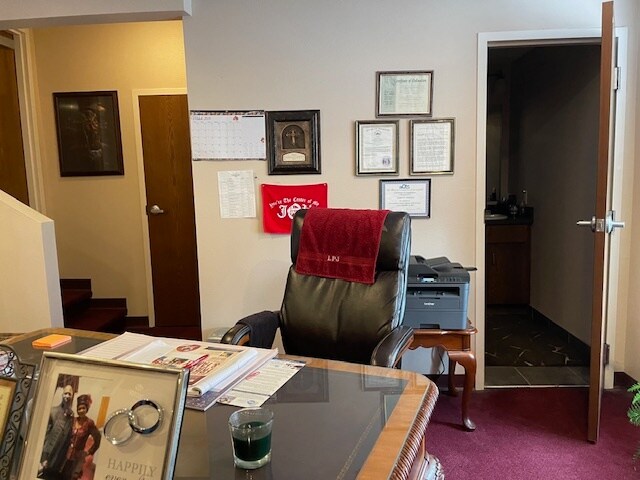 More Photos Of 901 N Prospect Ave, Springfield Freestanding For Sale