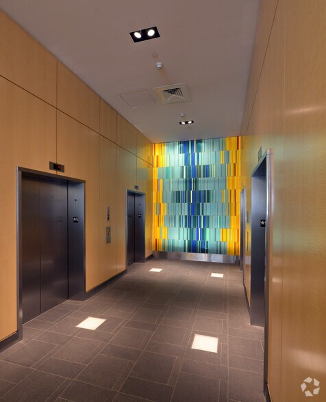 More Photos Of 10 Memorial Blvd, Providence Office For Lease