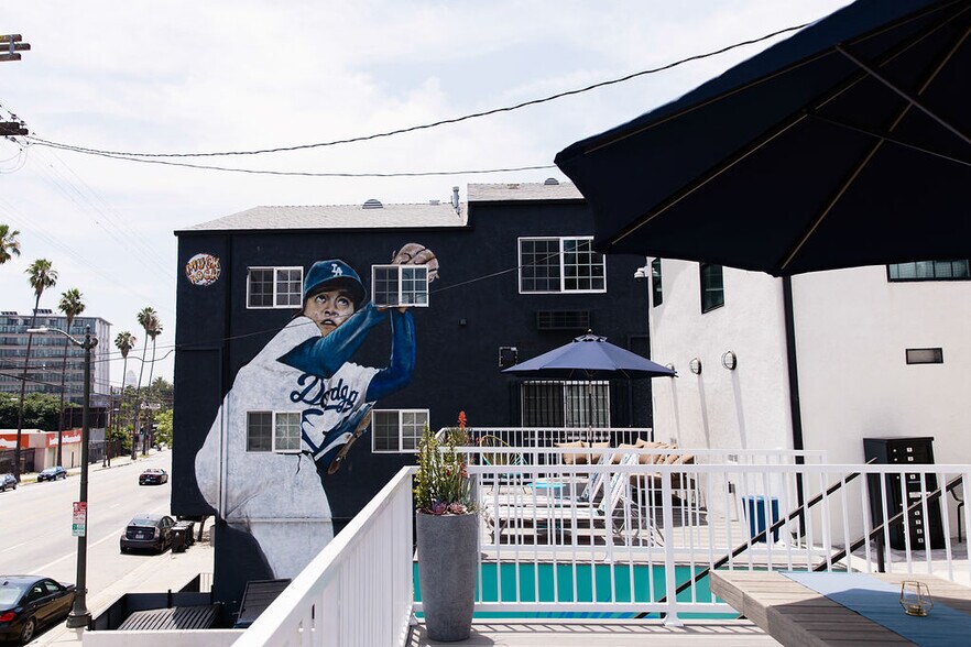 More Photos Of 1236 W Sunset Blvd, Los Angeles Apartments For Sale