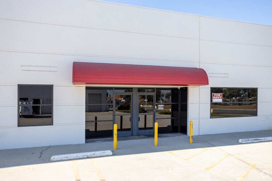 More Photos Of 22353 S Western Ave, Torrance Flex For Lease