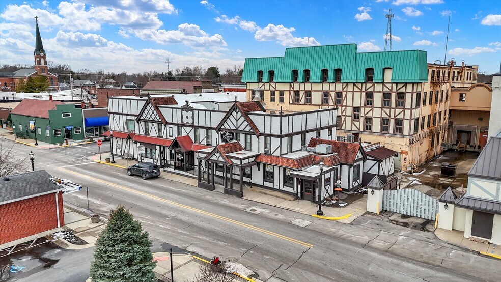 More Photos Of 35 S Main St, Batesville Warehouse For Sale