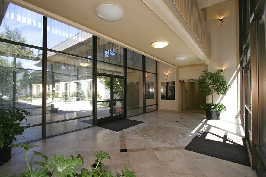 More Photos Of 2005 De la Cruz Blvd, Santa Clara Office For Lease