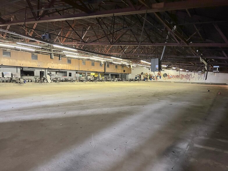 More Photos Of 1500 Superior Ave, Cleveland Bowling Alley For Sale