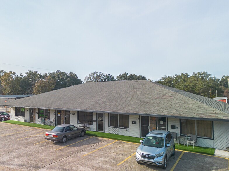 More Photos Of 520 E Railroad St, Long Beach Office For Sale