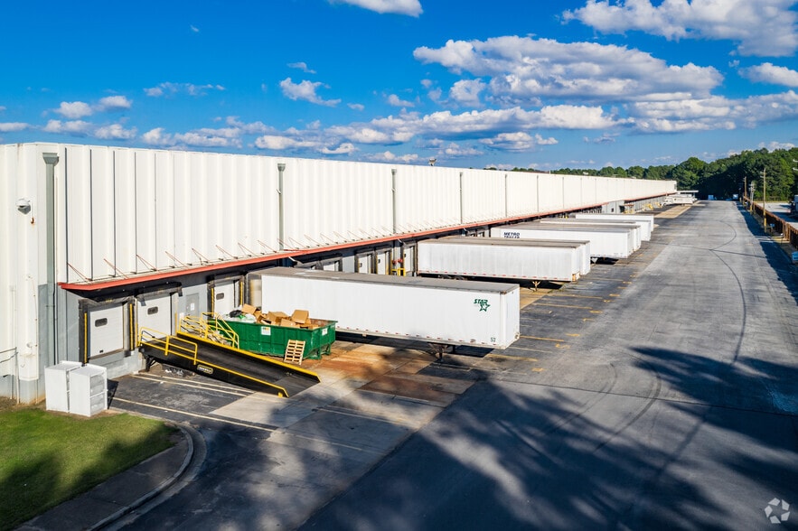 More Photos Of 605 Selig Dr SW, Atlanta Warehouse For Lease