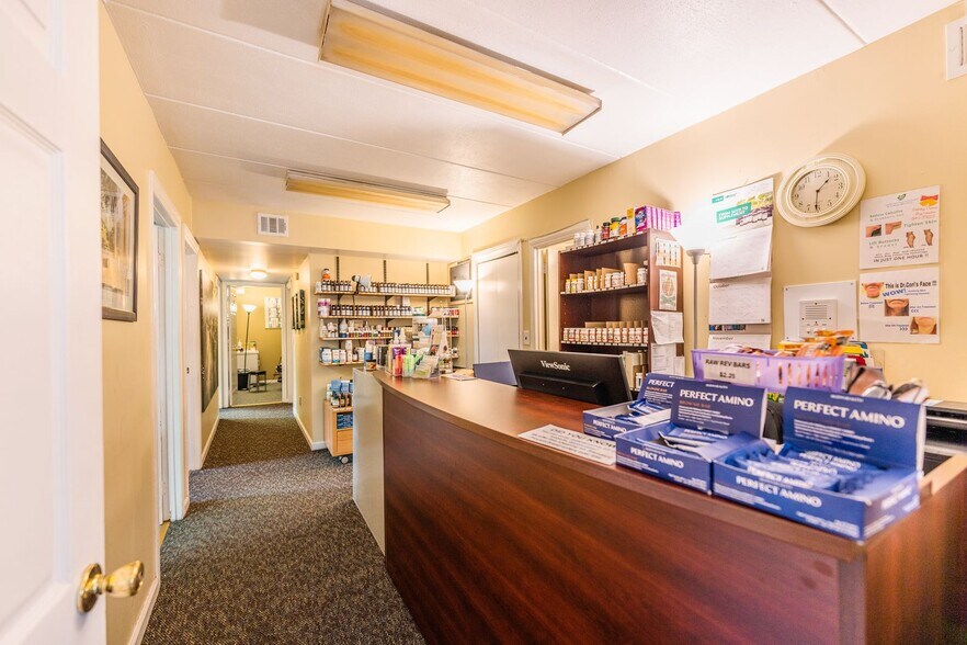 More Photos Of 12215 25th Rd, Flushing Specialty For Sale